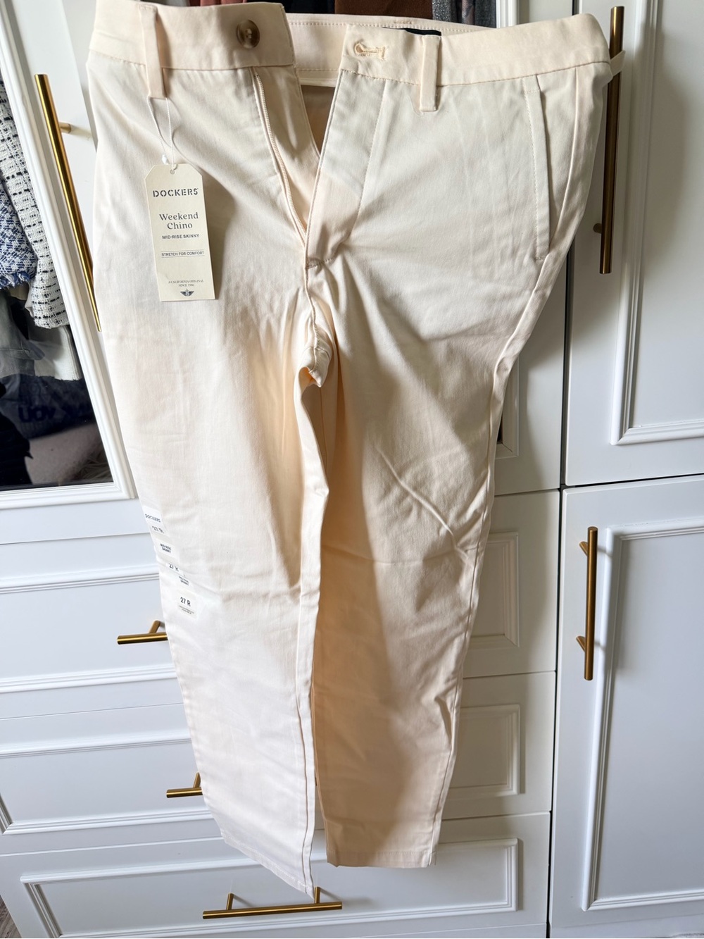 Dockers Weekend Chino Pants in Cream